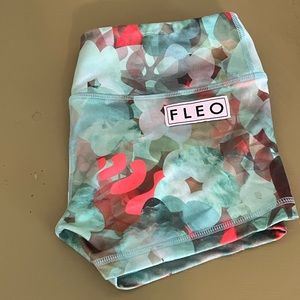 Fleo original size small